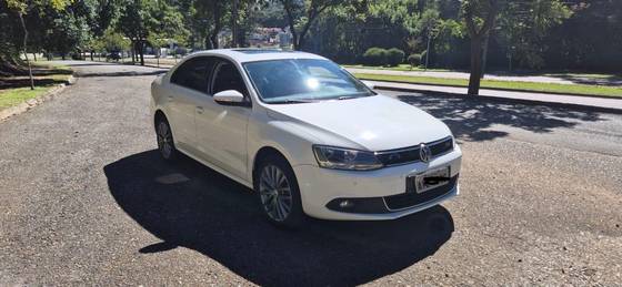 VOLKSWAGEN JETTA 2.0 TSI HIGHLINE 200CV GASOLINA 4P TIPTRONIC